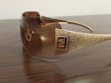 gün eynekleri: Солнцезащитные очки, Fendi, Новый
