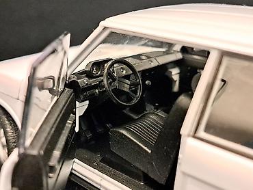 Figurice i makete: Land Rover RANGE ROVER "1970" 1:24 NOVO! Prvi model RANGE — 8