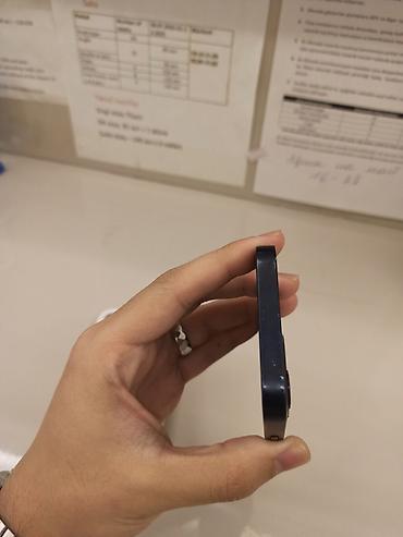 Apple iPhone: IPhone 12, 64 GB, Qara, Face ID — 5