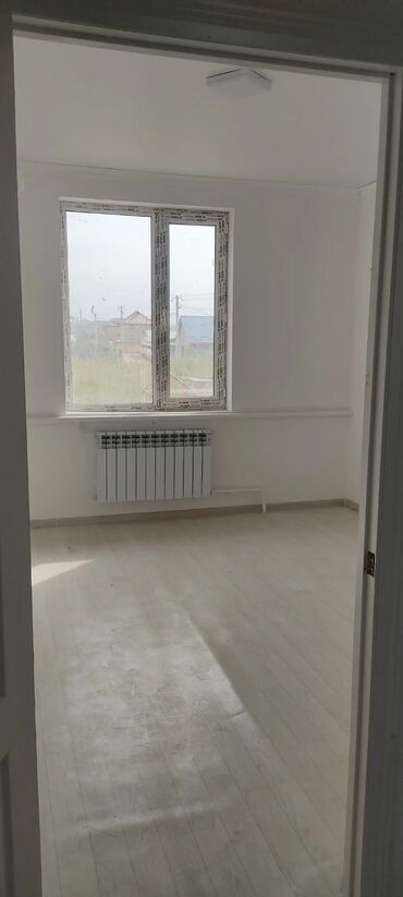 цены на недвижимость в бишкеке 2023: 30 м², 2 комнаты, Утепленный, Забор, огорожен