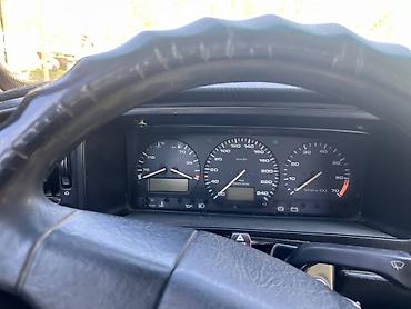 бора машина: Volkswagen Passat Variant: 1993 г., 2 л, Механика, Универсал — 6