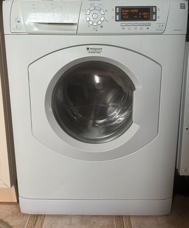 Стиральные машины: Стиральная машина Hotpoint Ariston, Б/у, Автомат, До 7 кг, Полноразмерная