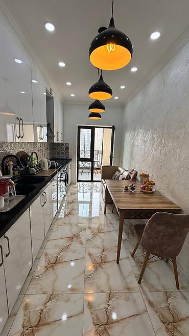 Mənzillər: 2 otaqlı, Yeni tikili, 85 kv. m — 3