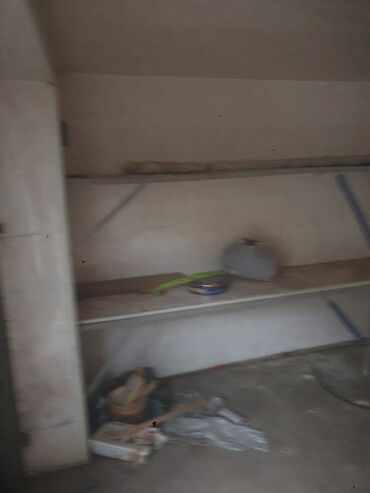 Kirayə qaraj: Qaraj/usta təmiri üçün yer - Dəmir qapılı, yerüstü qaraj tipi sahə - — 3