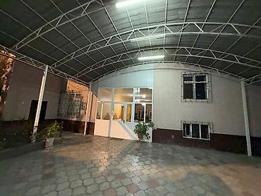 Долгосрочная аренда домов: 240 м², 5 комнат — 15