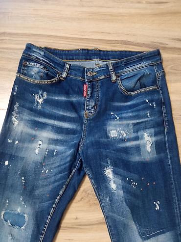 kosulja za manzetne: Dsquared2 muške farmerke, veličina 52. Model u tamno-plavom denimu sa — 3