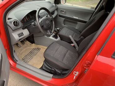 Mazda: Mazda 2: 2003 г., Механика, Бензин — 9