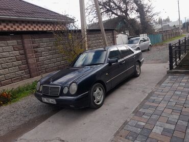 венто 1996: Mercedes-Benz E-Class: 1996 г., 2.8 л, Автомат, Бензин, Седан