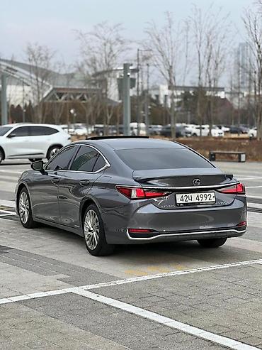 es 300 h: Lexus ES: 2019 г., 2.5 л, Вариатор, Гибрид, Седан — 2