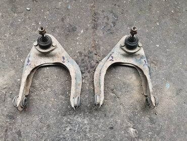 Auto delovi: Viljuška donja za prednji trap Lada 7 Riva br.2 Polovno, očuvano — 11