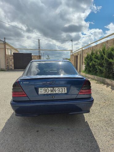 Mercedes-Benz: Mercedes-Benz C 180: 1.8 l | 2000 il Sedan — 2