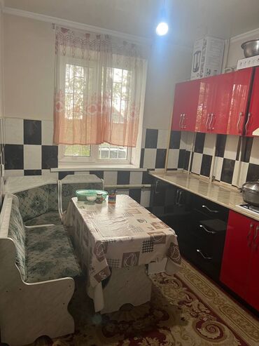 кыргыз мебел: Ашкана гарнитуру, түсү - Кызыл, Колдонулган