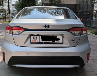 ош машиналар: Toyota Corolla: 2019 г., 1.8 л, Автомат, Гибрид, Седан