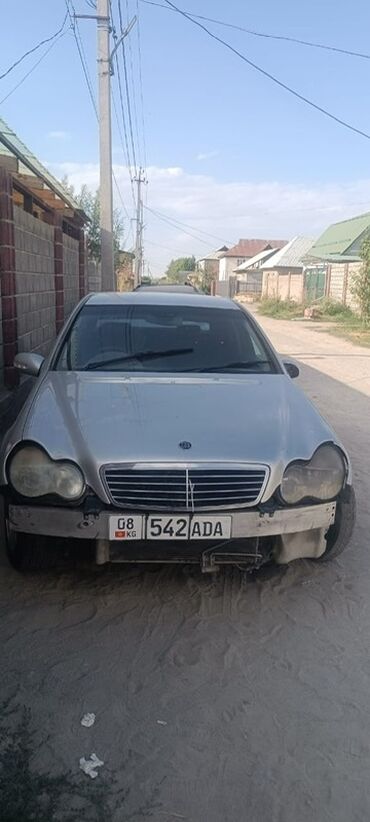 машина алам рассрочкага: Mercedes-Benz C-Class: 2001 г., 2.6 л, Автомат, Газ, Седан