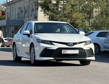 Toyota: Toyota Camry: 2021 г., 2.5 л, Автомат, Бензин, Седан