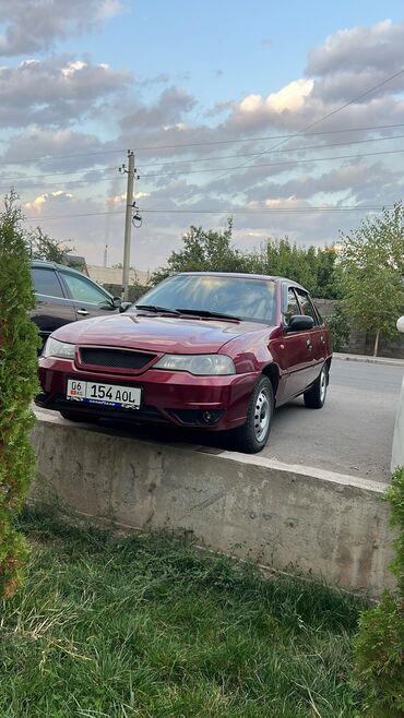 Daewoo: Daewoo Nexia: 2010 г., 1.6 л, Механика, Бензин, Седан