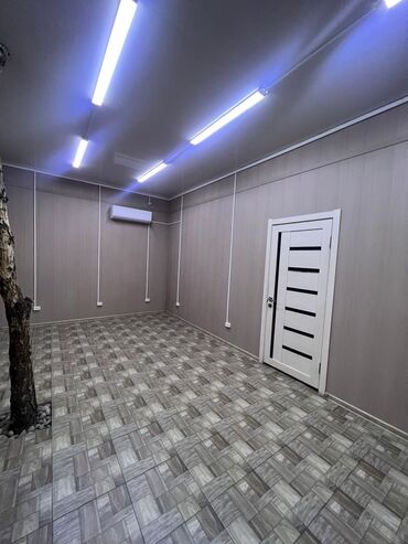 Магазины: Сдаю Магазин, Отдельностоящий магазин, 30 м² С ремонтом, Вода, Канализация, Отопление, Отдельный вход, Склад, Комната для персонала