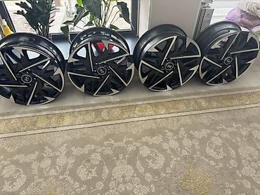 hyundai cona: Литые Диски R 19 Hyundai, Комплект, отверстий - 5, Б/у — 1