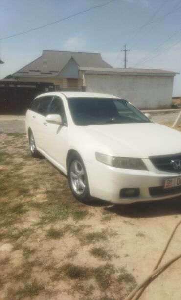 автомобили в рассрочку без первоначального взноса: Honda Accord: 2003 г., 2.4 л, Автоматические, Бензин, Универсал