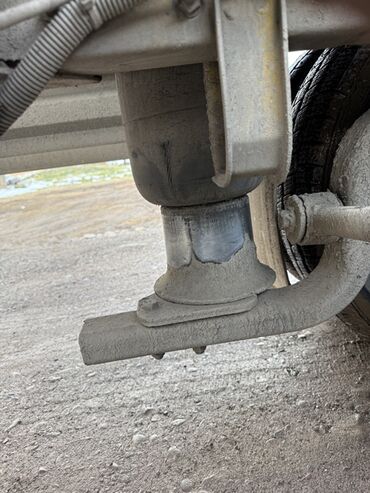 Эвакуаторы: Эвакуатор, Mercedes-Benz, 2001 г., Ломаная — 8