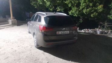 Kia: Kia Ceed: 2018 г., Универсал — 11