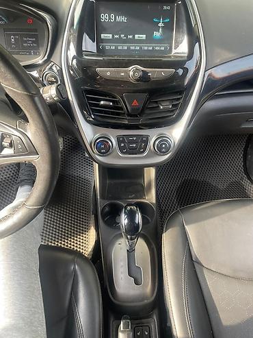 купить опель вектра б: Chevrolet Spark: 2018 г., Автомат, Бензин, Хэтчбэк — 9