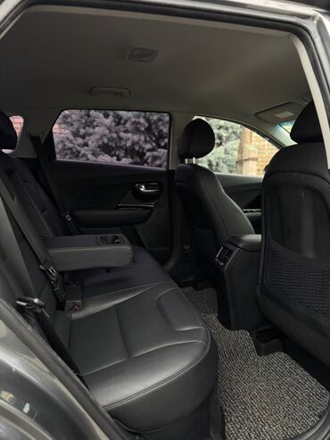 Kia: Kia Niro: 2017 г., 1.6 л, Гибрид — 5