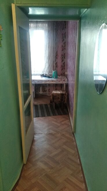 продаю продам продается: 1 бөлмө, 29 кв. м, 104-серия, 4 кабат, Эски ремонт