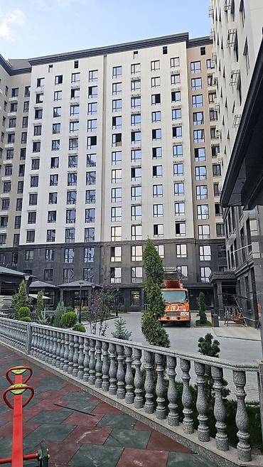 Продажа квартир: 2 комнаты, 88 м², ул. Ахунбаева / Бакаева Элитка, 5 этаж, ПСО (под самоотделку) — 4