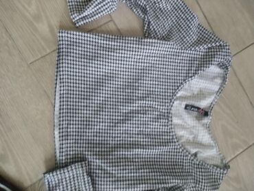 givenchy majica: S (EU 36)