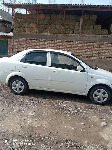 хундай аванте 1: Daewoo Kalos: 2004 г., 1.5 л, Кол менен иштөөчү, Бензин, Седан — 9