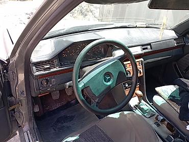 Транспорт: Mercedes-Benz W124: 1991 г., 2.3 л, Механика, Бензин, Универсал — 5