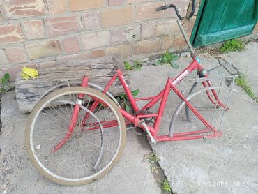 велосипед даром: Продаю запчасти от советского велосипеда салют находятся в селе