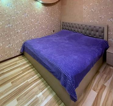 bazali kravat: Taxt 260 Azn. Olcu eni 1.80. Bazalidir. Unvan Neftciler-《《U.A — 1