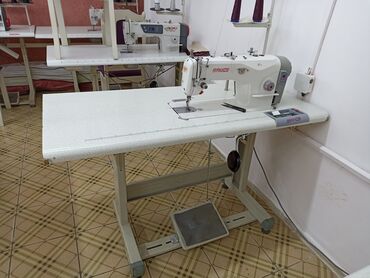 Швейные машины: Срочно продаю машинку
Состояние отличное