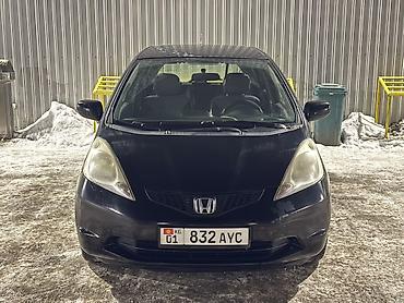 Honda: Honda Jazz: 2010 г., 1.3 л, Механика, Бензин, Хэтчбэк — 3