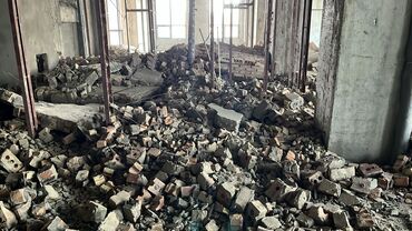 Демонтажные работы: Разбор полов, Снятие потолков, Демонтаж крыш | Гипсокартонная стена, Снос перегородки, Снятие старой штукатурки | Снятие подвесных потолков, Снятие реечных потолков, Зачистка от старых обоев | Демонтаж линолеума, Демонтаж плинтуса, Демонтаж кафельной плитки | Крыша из шифера, Металлочерепичная кровля, Мягкая кровля Больше 6 лет опыта — 8