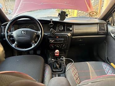 опель вектра а запчасти: Opel Vectra: 1.6 l | 1999 il 400678 km Sedan — 5