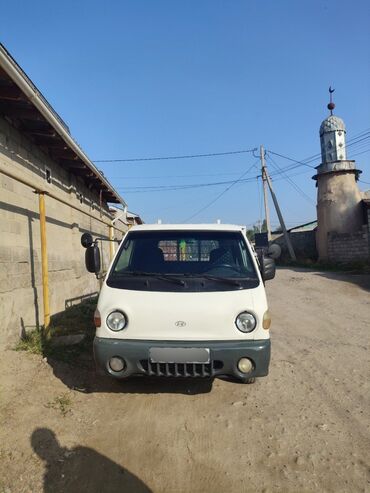 срочно продаю форд транзит: Hyundai Porter: 1998 г., 2.5 л, Механика, Дизель, Бус
