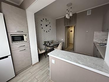 106: 2 комнаты, 55 м², 6 мкр 106 серия, 9 этаж, Дизайнерский ремонт — 3