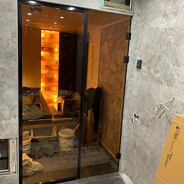 Стеклянные двери на заказ: Стеклянная дверь на заказ, Межкомнатная, Для частного дома, Одностворчатая, Распашная, Гарантия, Бесплатный замер, Бесплатная доставка — 2