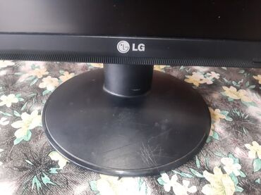 opel astra h android monitor: Monitor LG ci 45 in 30 a boyuy ekrandi kamera komputere yararlidi