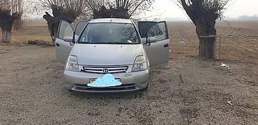 honda strim: Honda Stream: 2002 г., 1.7 л, Механика, Бензин, Минивэн — 3