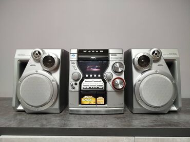 Динамики и колонки: Продаю недорого AIWA музыкальный центр сост. как новый. есть AUX есть