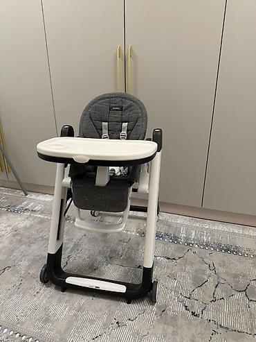 argus air: Стульчик для кормления, Б/у, Peg perego, Пластик, Трансформер, цвет - Серый, Самовывоз — 1