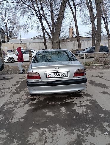 Транспорт: Toyota Avensis: 2001 г., Механика, Дизель, Седан — 1