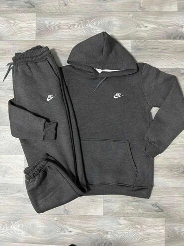 Gornji i donji deo: Nike, Jednobojni, bоја - Šareno — 5