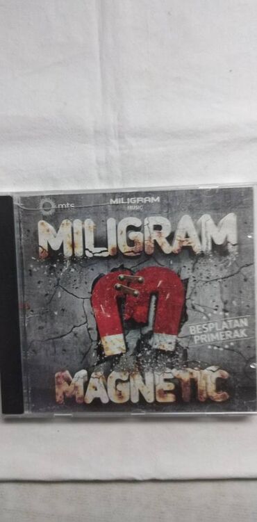 Knjige i stripovi: Cd domaca zabavna muzika,cena za kom — 11