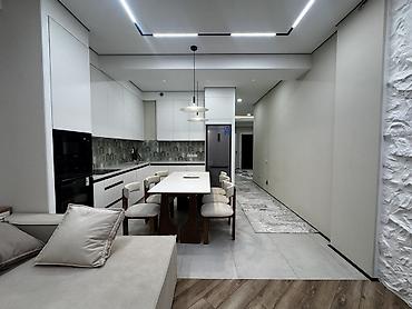 мкр улан2: 3 комнаты, 94 м², Элитка, 3 этаж, Дизайнерский ремонт — 1