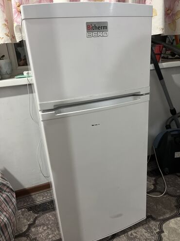 суу кулер: Муздаткыч Beko, Колдонулган, Эки камералуу, Less frost, 55 * 120 * 40